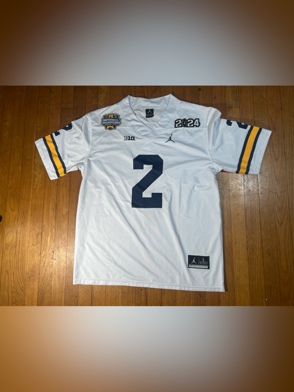 Blake Corum #2 , Michigan Wolverines white football Jordan jersey,Men Size Large